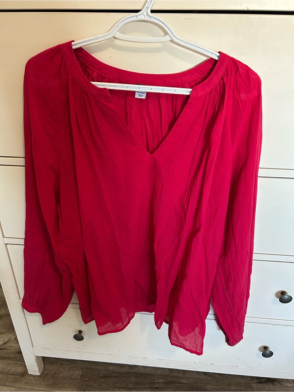 Old Navy Fuscia Pink Long Sleeve V-Neck Women's Blouse